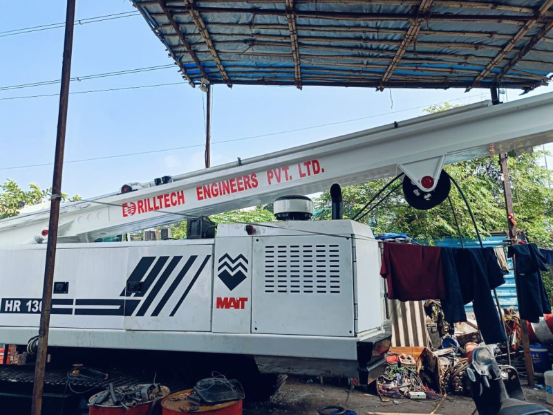 MAIT PILING RIG HR 130